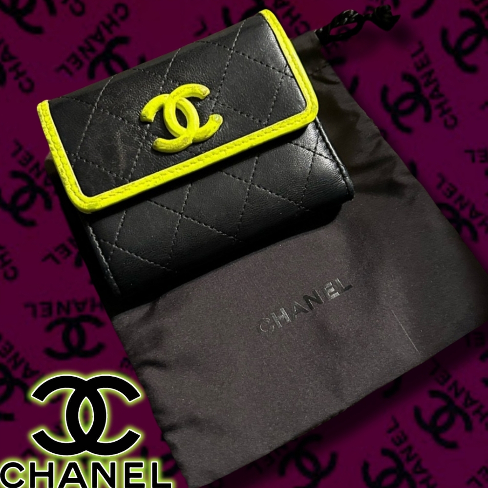 ⭐️RARE Chanel Black/Yellow Quilted Wallet- Restoration Comp Photos Not Aval Yet